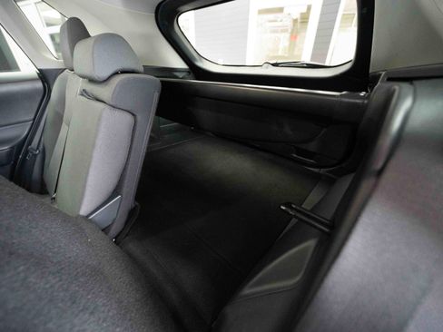 Used 2025 Toyota RAV4 XLE image 24