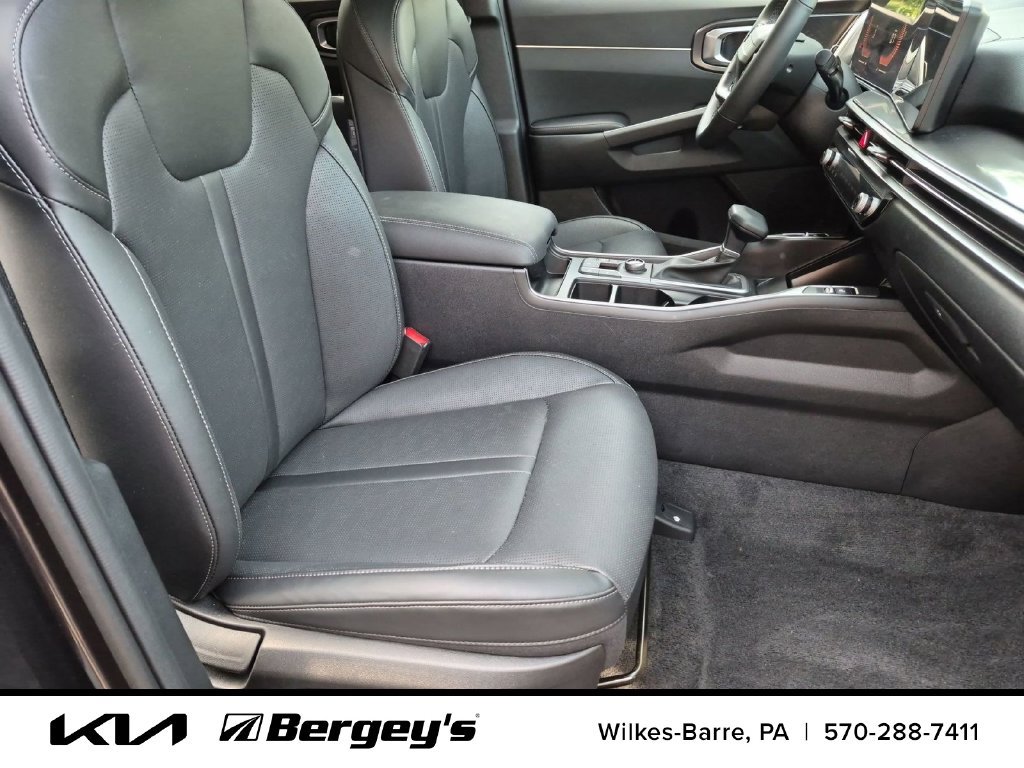 Certified 2026 Kia Sorento S w/ S Panoramic Sunroof Package AWD/4WD image 29