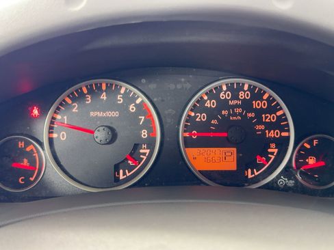 Used 2017 Nissan Frontier SL w/ Moonroof Package image 20