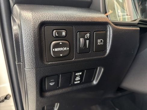 Used 2021 Toyota 4Runner Limited image 20