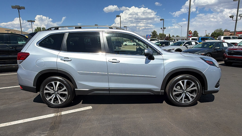 Used 2024 Subaru Forester Limited w/ Convenience Package AWD/4WD image 2