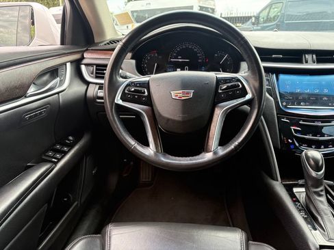 Used 2019 Cadillac XTS Luxury FWD image 6