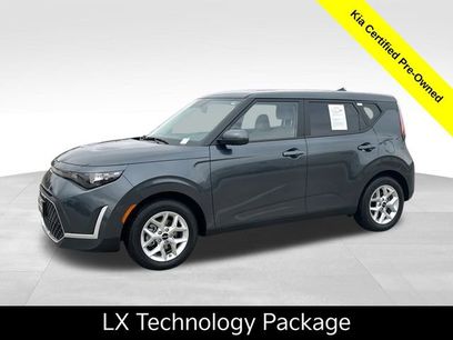 Used 2025 Kia Soul LX w/ LX Technology Package