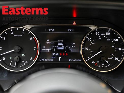 Used 2022 Nissan Rogue SL w/ SL Premium Package image 18