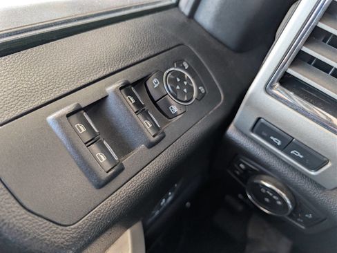 Used 2016 Ford F150 Lariat image 18