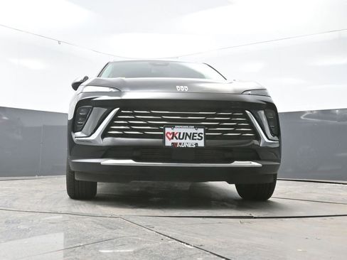 Used 2024 Buick Envision Preferred image 47