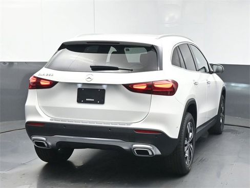 New 2025 Mercedes-Benz GLA 250 image 7