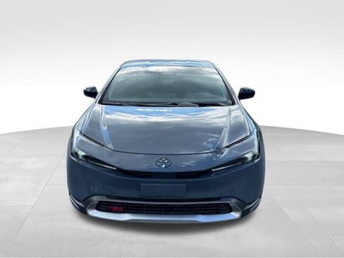 Used 2024 Toyota Prius Prime FWD image 10