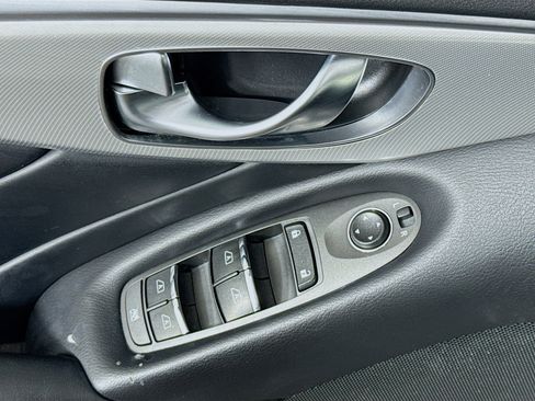 Used 2021 INFINITI Q50 Luxe RWD image 23