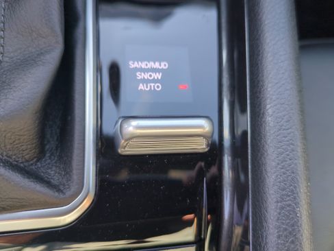 Used 2024 Jeep Compass Latitude image 22