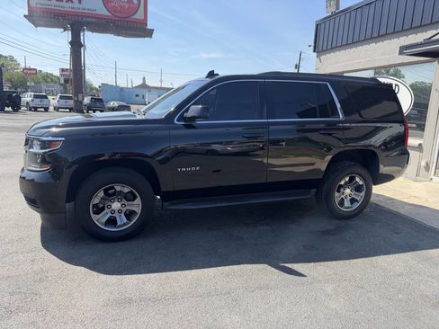 Used 2018 Chevrolet Tahoe LS image 2