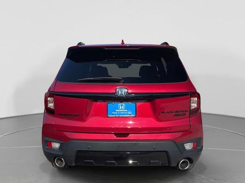 Used 2025 Honda Passport Black Edition image 5