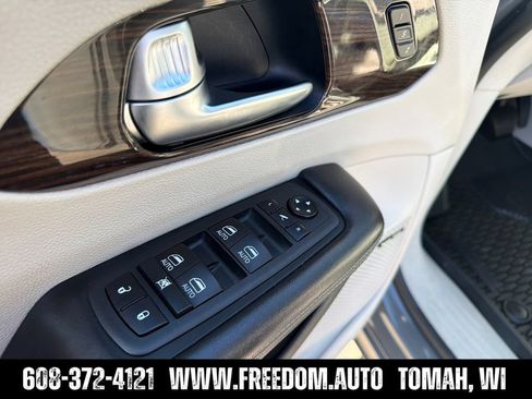 Used 2021 Chrysler Pacifica Limited w/ Premium & Safety Sphere Group AWD/4WD image 11