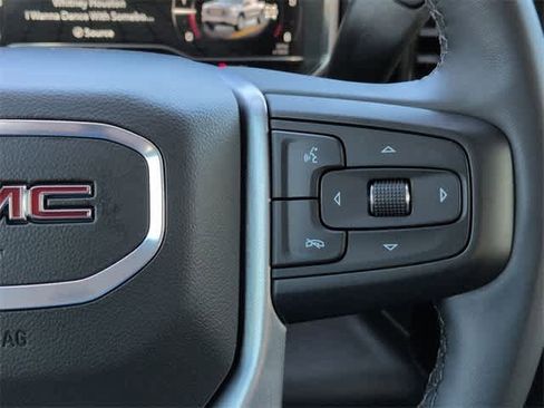 Used 2024 GMC Sierra 1500 Elevation image 25