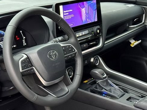 New 2026 Toyota Grand Highlander AWD image 19