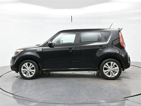Used 2014 Kia Soul + image 4