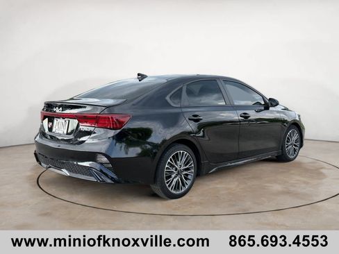 Used 2022 Kia Forte GT-Line w/ GT-Line Technology Package FWD image 3