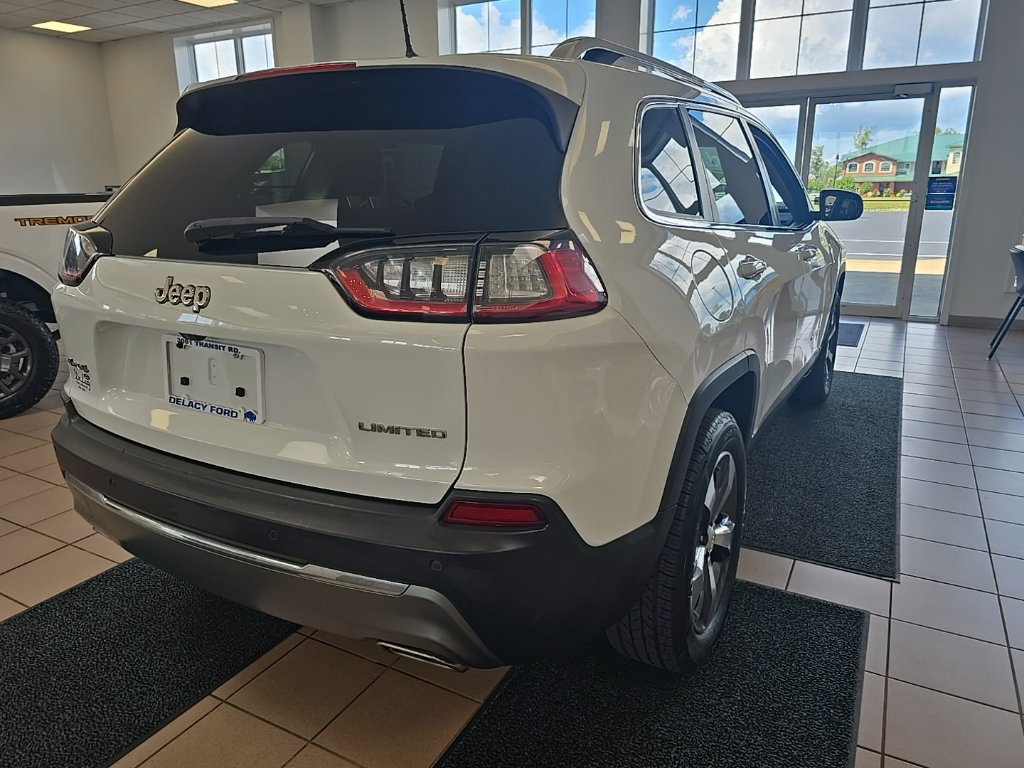 Used 2019 Jeep Cherokee Limited AWD/4WD image 7