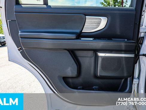 Used 2025 Ford Expedition Platinum AWD/4WD image 57