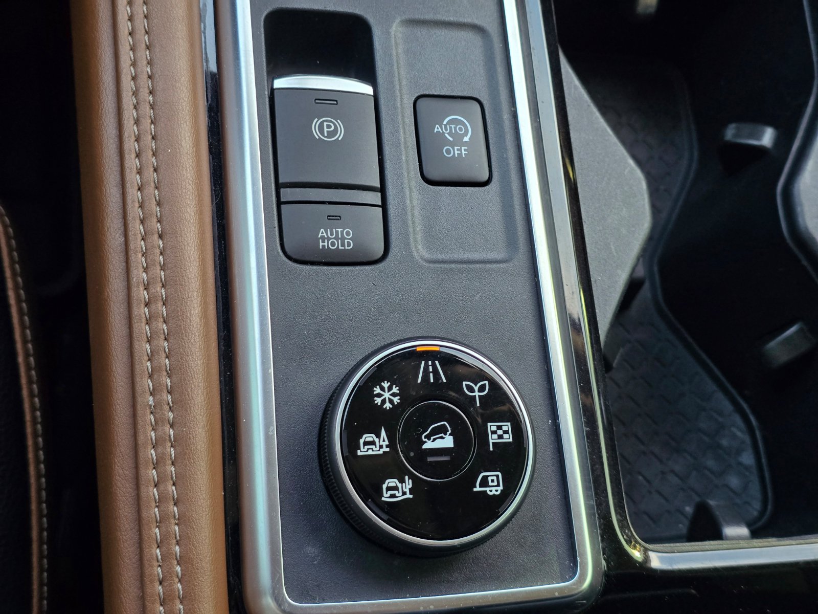 Used 2022 Nissan Pathfinder Platinum AWD/4WD image 22