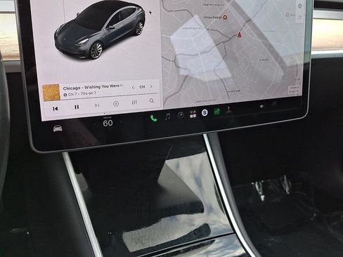 Used 2018 Tesla Model 3 Long Range RWD image 18