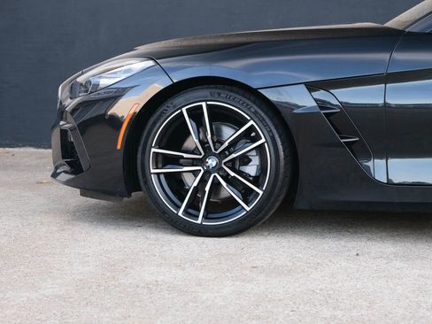 Used 2019 BMW Z4 sDrive30i image 9