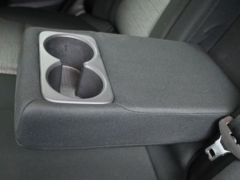 Used 2023 Nissan Rogue SV image 27