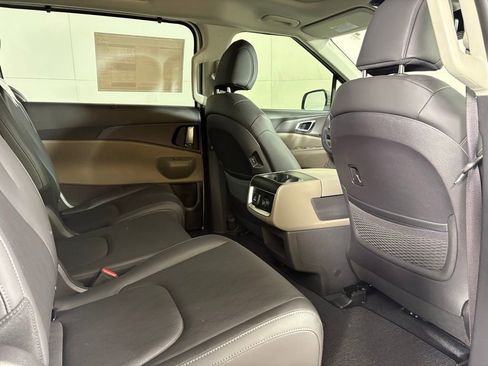 New 2026 Kia Carnival SX FWD image 16