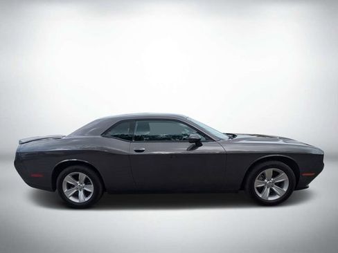 Used 2023 Dodge Challenger SXT RWD image 2
