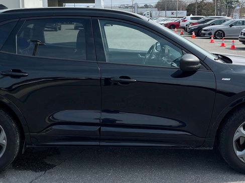 Used 2024 Ford Escape ST-Line image 10