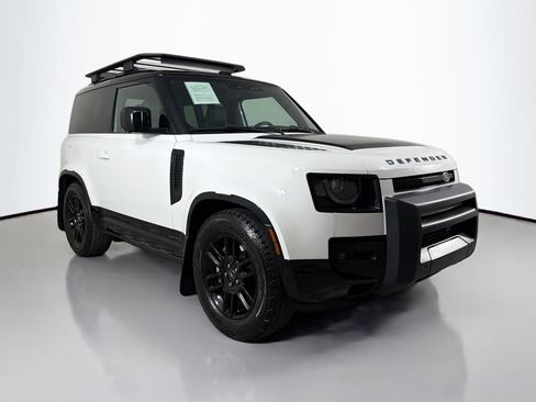 Used 2023 Land Rover Defender 90 X-Dynamic SE AWD/4WD image 3