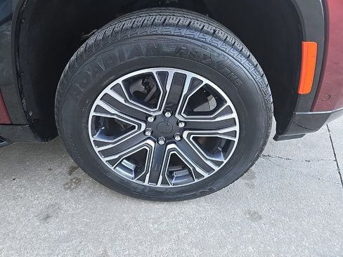 Used 2024 Jeep Wagoneer Series II image 23