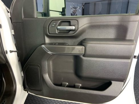 Used 2021 GMC Sierra 2500 AT4 w/ Gooseneck/5TH Wheel Package AWD/4WD image 13