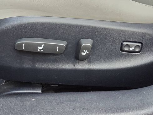 Used 2010 Lexus IS 250 AWD w/ Preferred Accessory Package image 20