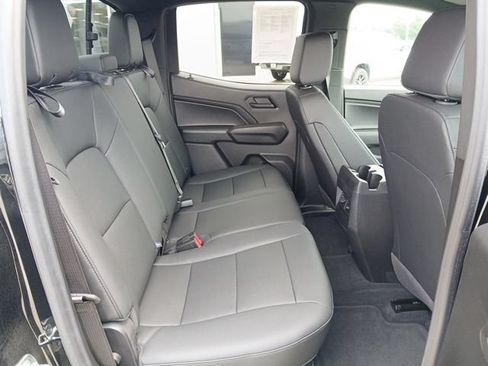 Certified 2025 Chevrolet Colorado Trail Boss AWD/4WD image 18