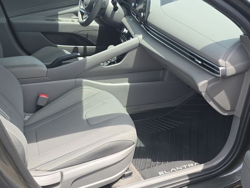Certified 2026 Hyundai Elantra Sport FWD image 13