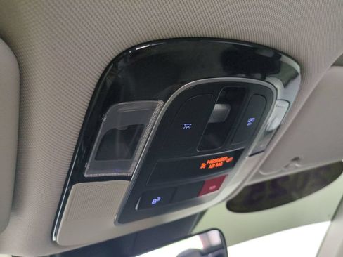 Used 2025 Hyundai Tucson SEL FWD image 25