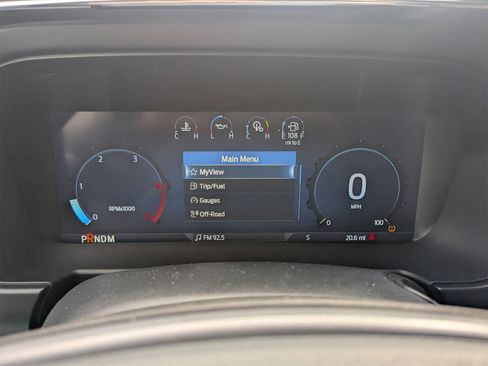 New 2025 Ford F250 Lariat w/ Black Appearance Package image 31