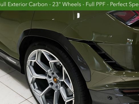 Used 2023 Lamborghini Urus Performante AWD/4WD image 11