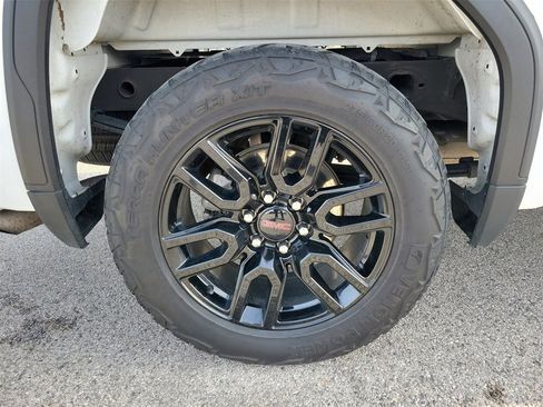 Used 2023 GMC Sierra 1500 Elevation image 5