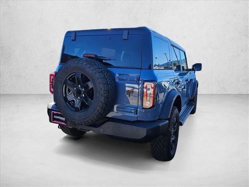 New 2025 Ford Bronco Outer Banks image 2