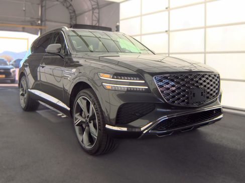 Used 2025 Genesis GV80 2.5T Prestige AWD/4WD image 4