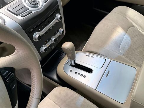 Used 2012 Nissan Murano SV FWD image 16