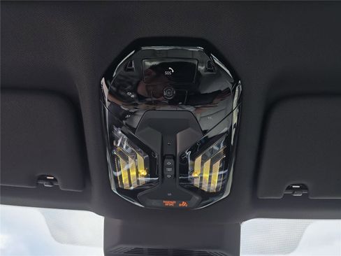 New 2026 BMW 760i xDrive w/ Executive Package image 26