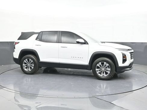 New 2026 Chevrolet Equinox LT w/ Safety and Technology Package FWD image 13