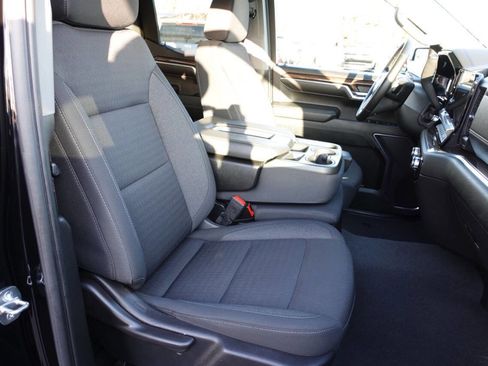 Used 2023 GMC Sierra 1500 Elevation image 21