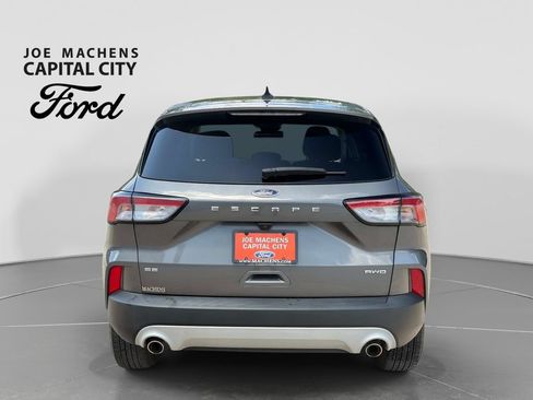 Used 2022 Ford Escape SE AWD/4WD image 6