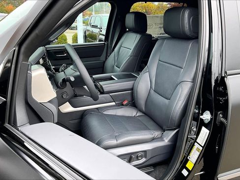 New 2026 Toyota Sequoia Platinum image 9