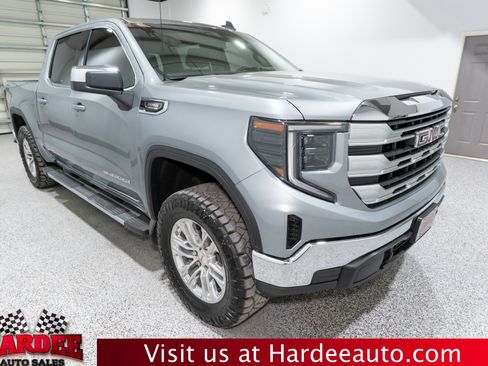 Used 2024 GMC Sierra 1500 SLE w/ Preferred Package image 6