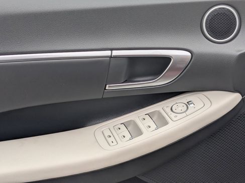 Certified 2023 Hyundai Sonata SEL w/ Convenience Package image 15